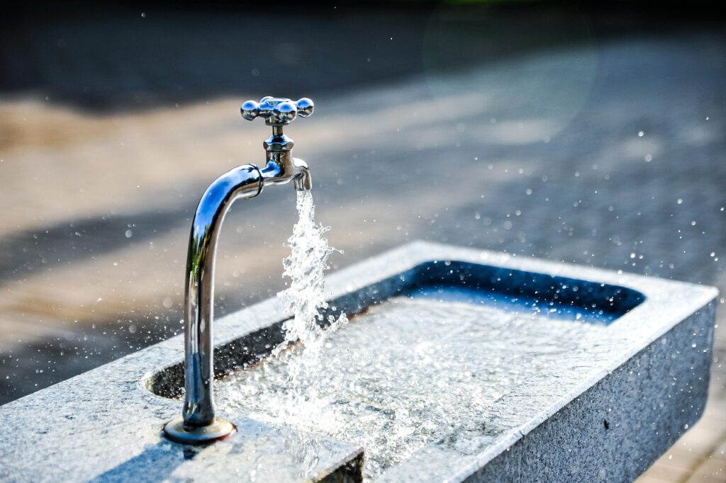 fontaine eau réseau